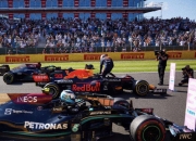 开云体育APP下载-迈凯伦完胜法拉利，汉密尔顿带队取胜的简单介绍