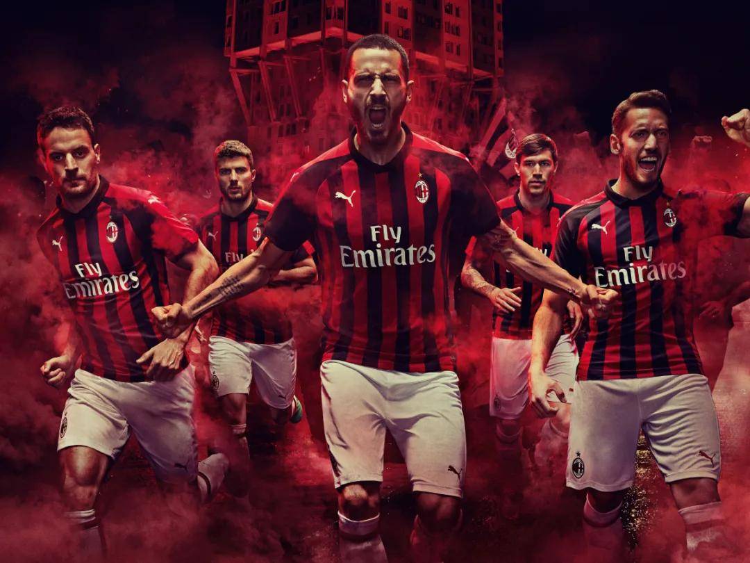 包含AC米兰主场不敌佛罗伦萨，遗憾失利的词条