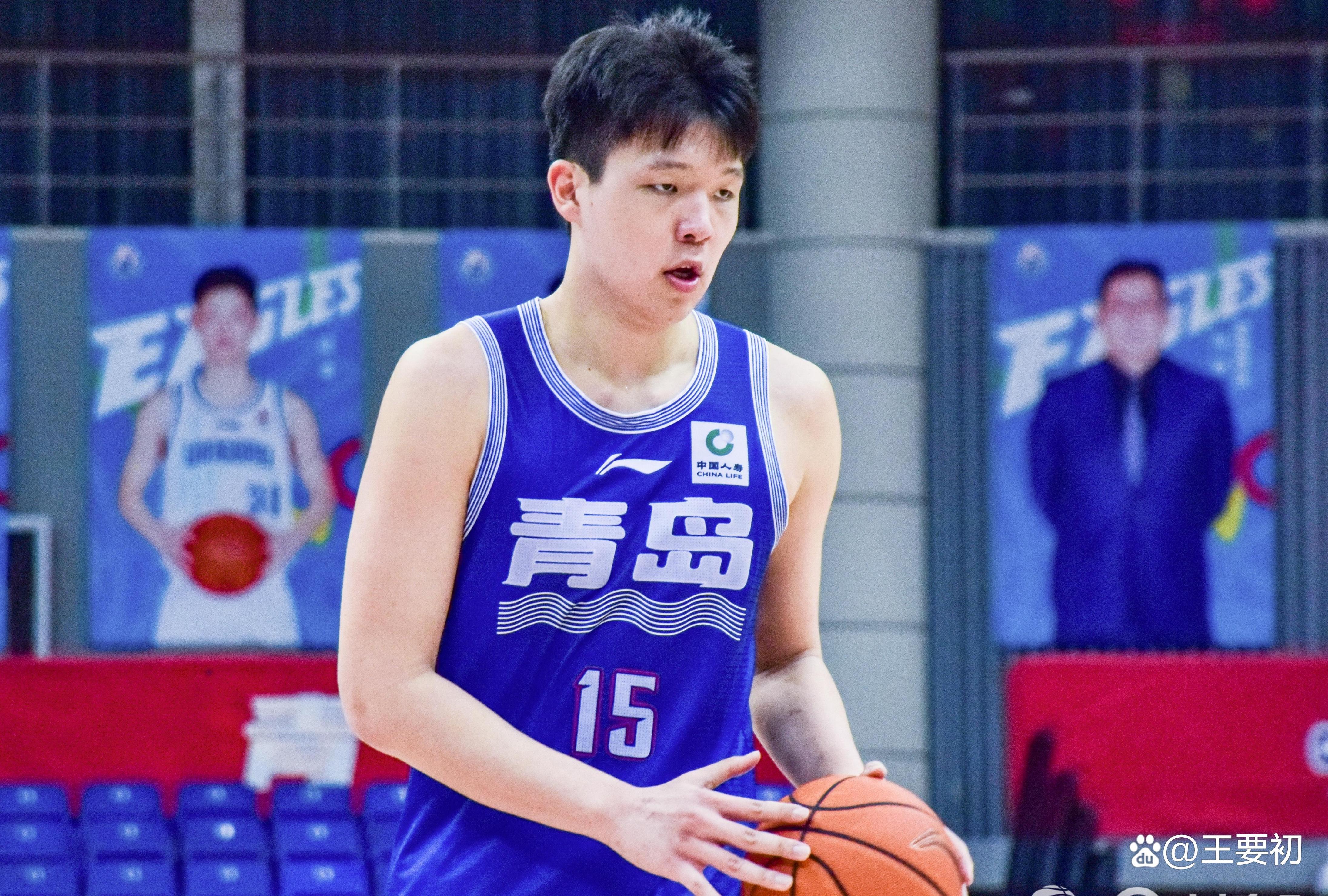 灰熊队球员接受采访,透露训练状态 灰熊队球员接受采访,透露训练状态