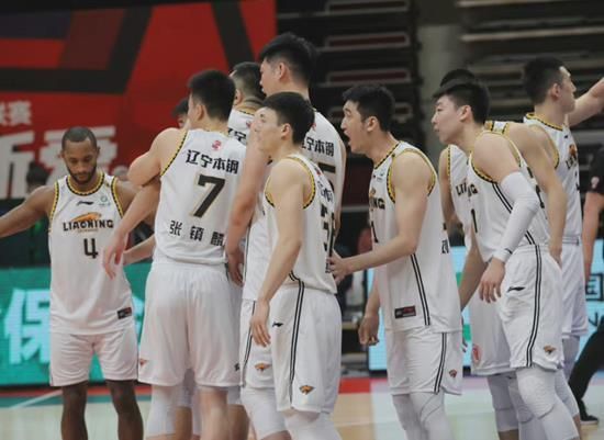 包含快船轻取热火，郭艾伦扛起全队的词条