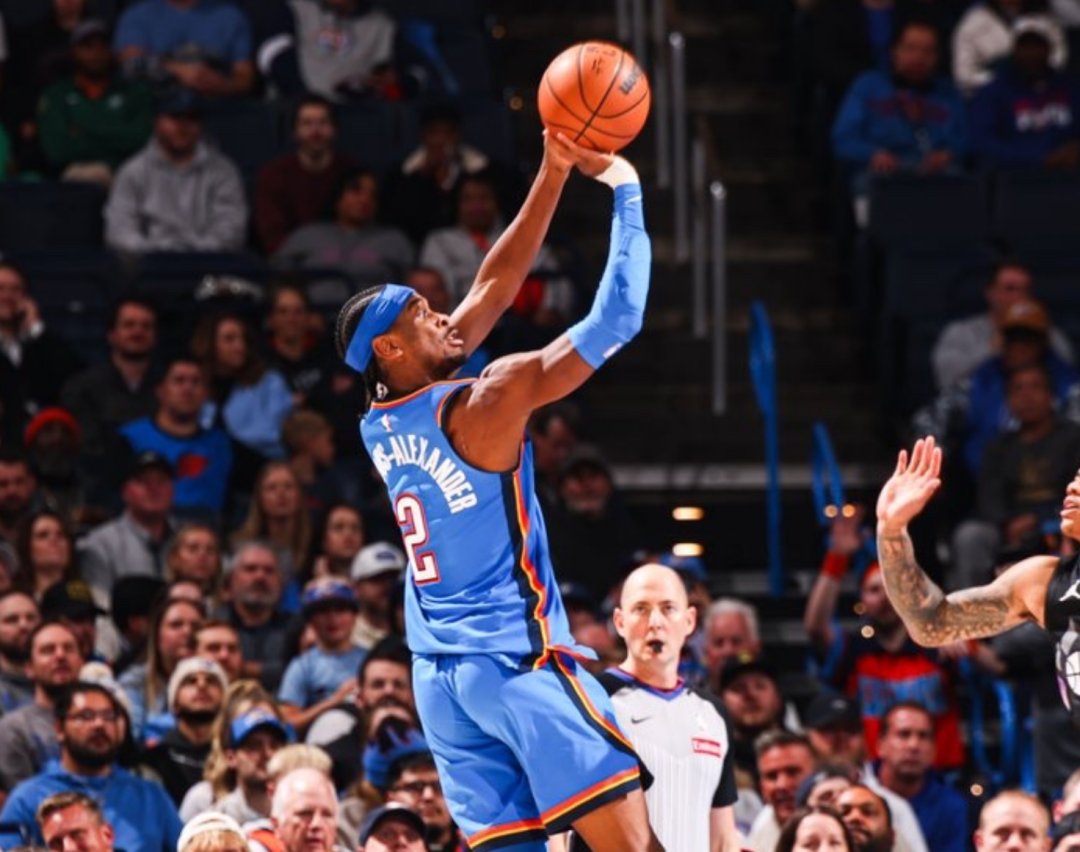 雷霆力克浙江队，西亚卡姆点燃赛场